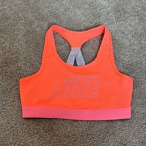 Nike girls coral xl sports bra